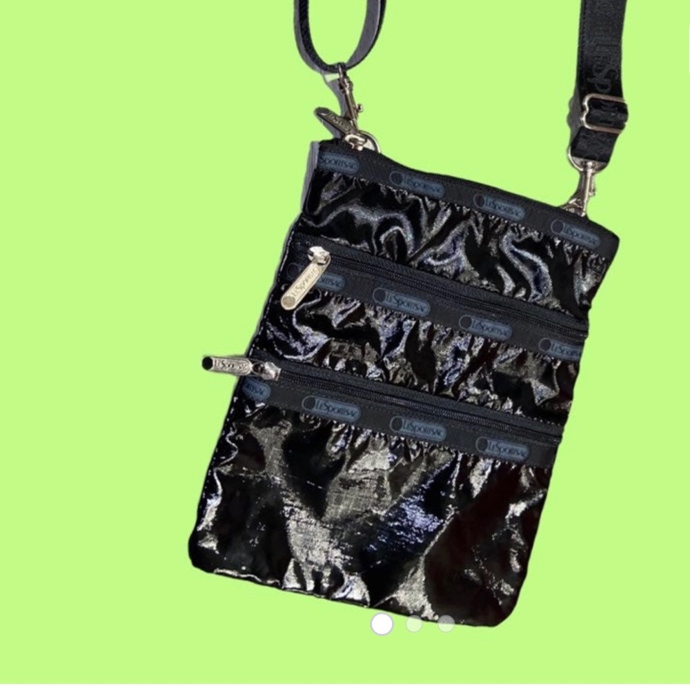 Le Sport Sac Women’s ‘Kylie’ Crossbody Bag ⚫️